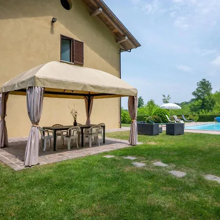 Holiday home Casa Nocciola By Interhome Ferrere