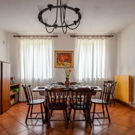Casa Nocciola By Interhome
